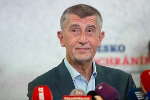Președintele Cehiei solicită lui Andrej Babis explicații privind evitarea conflictului de interese dacă devine premier, având în vedere că deține numeroase companii