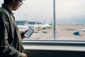 Aplicații indispensabile pentru o experiență de călătorie fără stres în afară