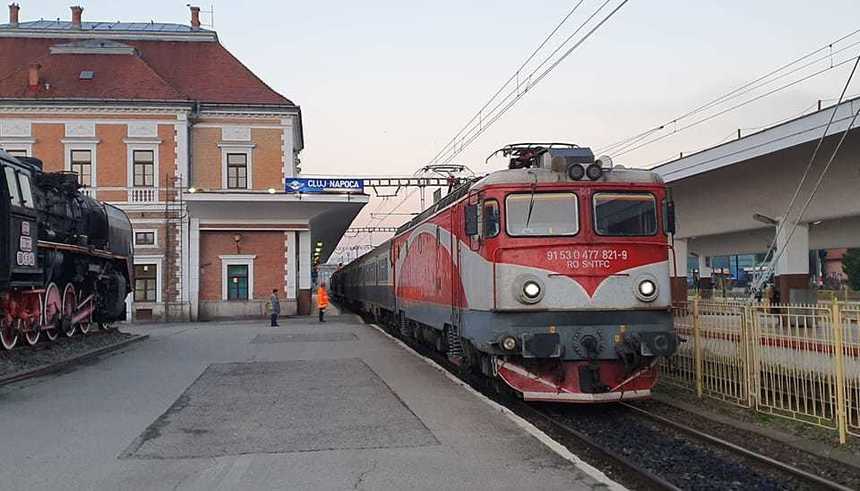 cfr-tren-calatori-marfa-statie-gara.jpg