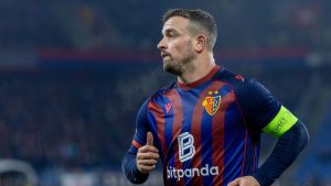 Der Arm ist in der Anfangsphase in Basel im Mittelpunkt