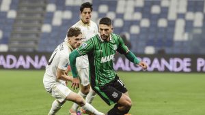 Echipele Sassuolo și Pisa au terminat meciul cu scorul de 2-2 în cadrul Seriei A din Campionatul Italian de Fotbal.