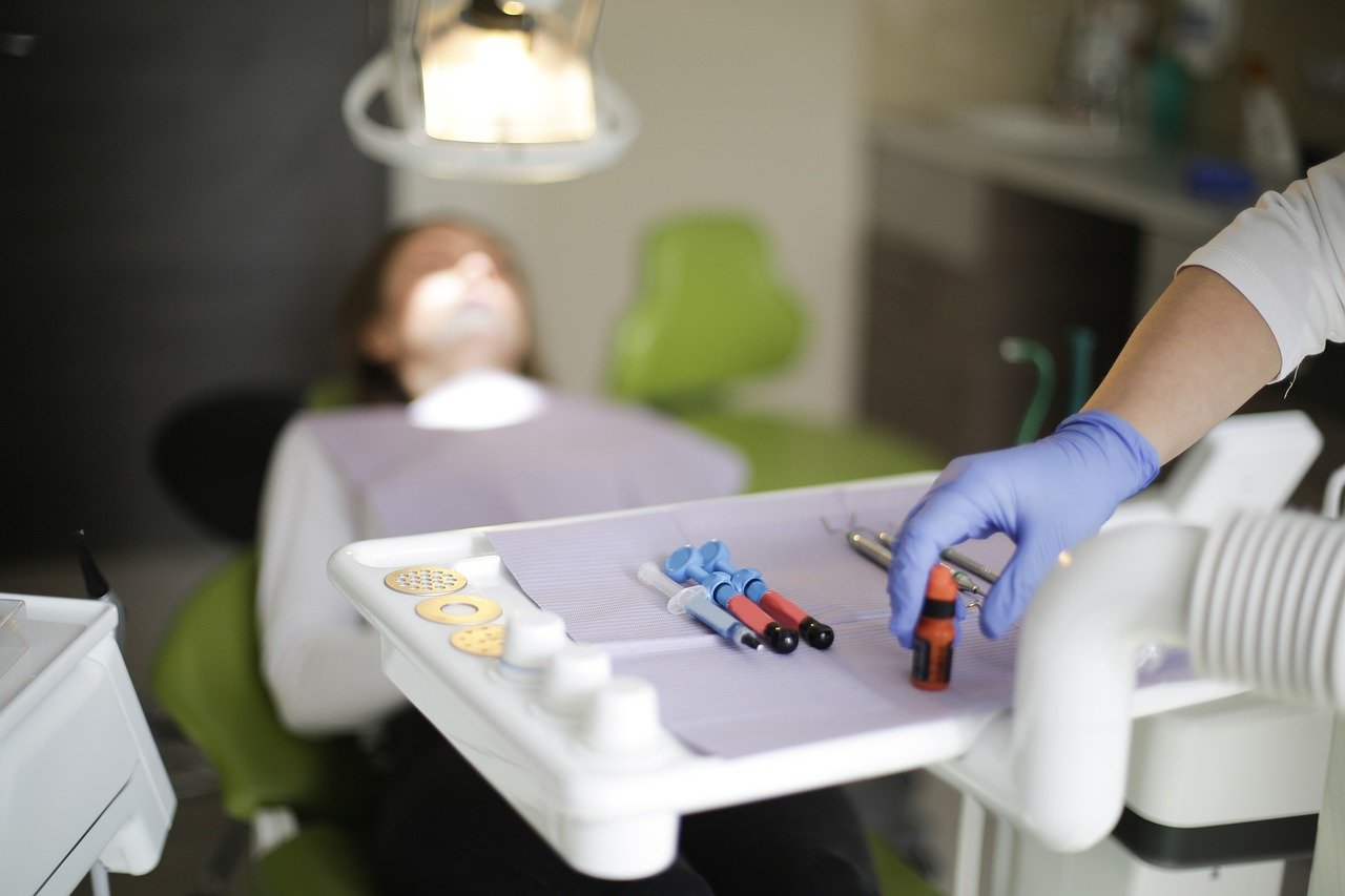 Rogobete reclamă nereguli în clinica stomatologică unde a decedat o fetiță: „Din punct de vedere administrativ, avem o altă clinică nefuncțională, operată improvizat și fără respectarea normelor”