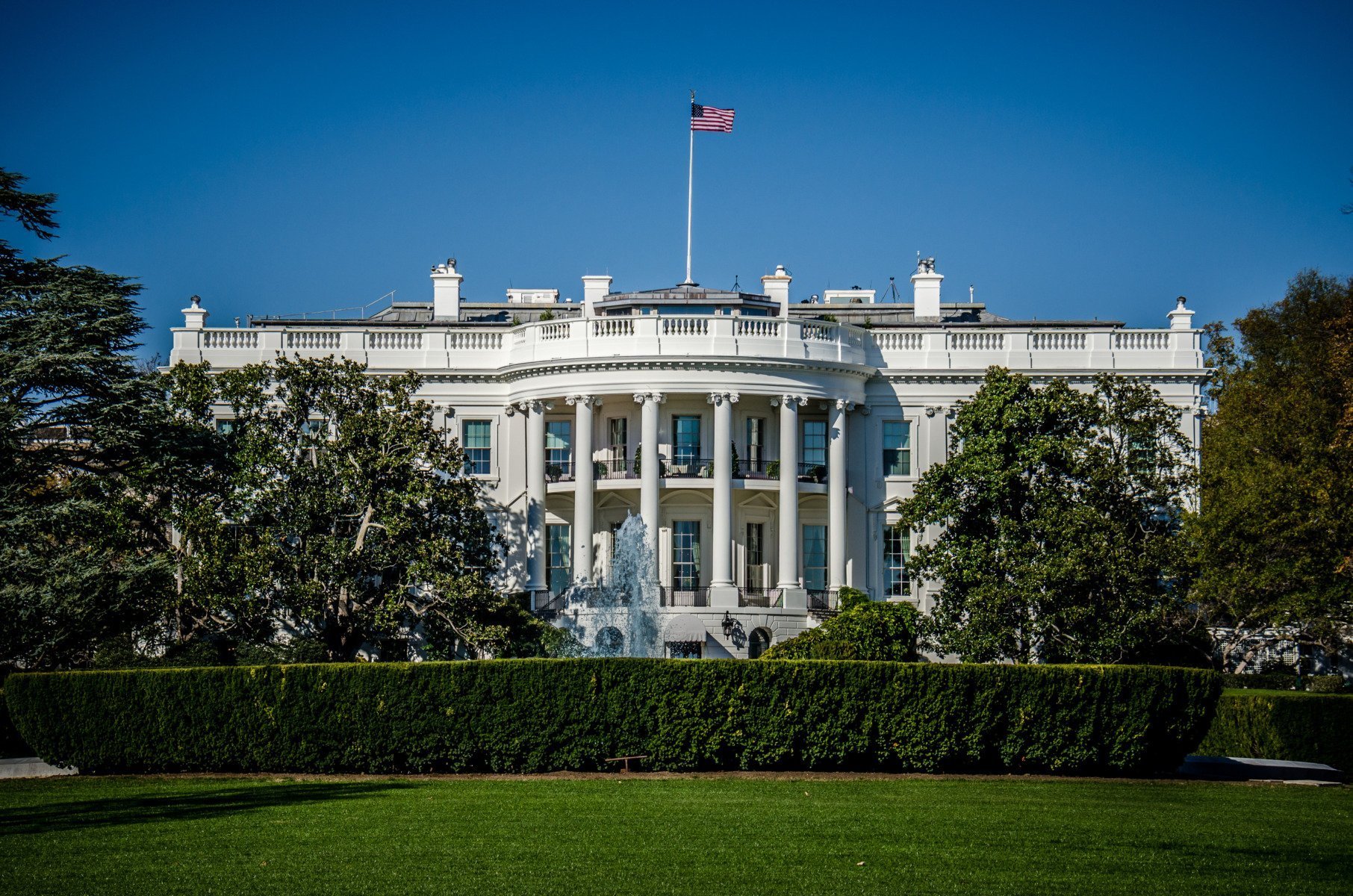[ad_1] Casa Albă confirmă că politicianul Marco Rubio și oficialul Steve Witkoff au elaborat în secret un nou plan de soluționare a conflictului din Ucraina