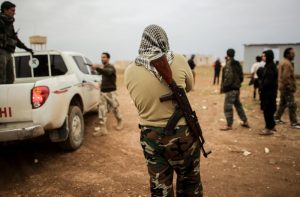 Forțe americane și siriene au orchestrat atacuri asupra pozițiilor arme ale grupării Stat Islamic