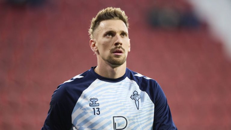 Ionuț Radu, supus presiunii în confruntarea cu Barcelona! Performanța portarului de la Celta Vigo și nota obținută