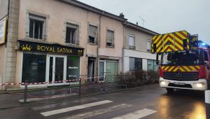 Incendiu într-o clădire cu trei etaje din Franța provoacă cinci decese și o persoană rănită