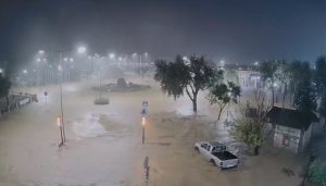 Situație de urgență hidrologică în zona Atena și pe două insule din Marea Egee