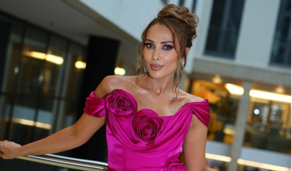 Iulia Vântur a interpretat colinde tradiționale de Crăciun în fața Papei Leon al XIV-lea la Vatican, eveniment surprins într-o înregistrare video.