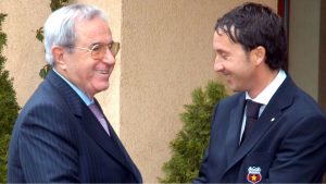 Aspectul lui Viorel Păunescu, „trădătorul“ Stelei, care a încheiat un acord cu „diavolul“ Gigi Becali, la 90 de ani