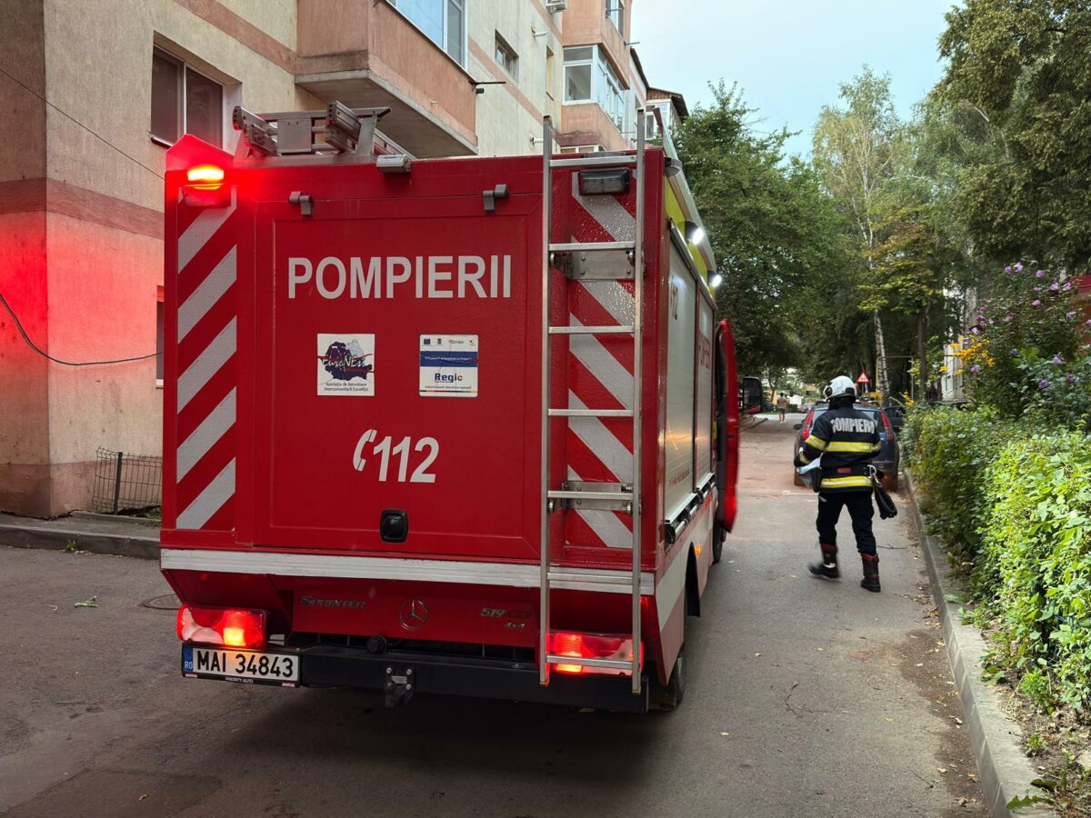 Reformularea textului ar fi: „Dozeni de persoane ramase fara aprovizionare cu gaz.”
