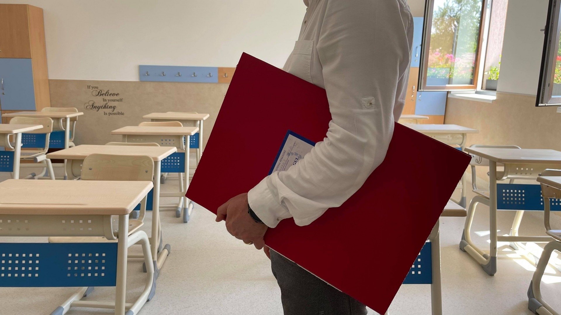 Daniel David: Nu pot promite că salariile profesorilor nu vor fi reduse, deoarece deciziile nu-mi aparțin, dar voi face tot posibilul pentru a le proteja în calitate de ministru