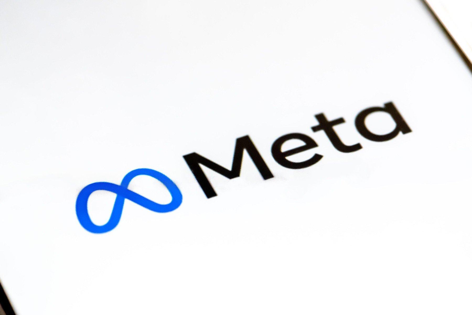[ad_1] Cercetări interne ale companiei Meta Platforms Inc., care arătau că utilizarea Facebook și Instagram poate avea consecințe negative asupra sănătății mentale, au fost întrerupte, iar documentele rezultate sunt acum contestate ca probe în proces