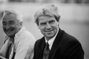 Cortegiul cu trupul neînsuflețit al fostului antrenor Emeric Ienei va fi adus vineri după-amiază la Stadionul „Iuliu Bodola” din Oradea / „A fost orașul în care a ales să-și petreacă viața și locul pe care l-a considerat mereu aproape de suflet”