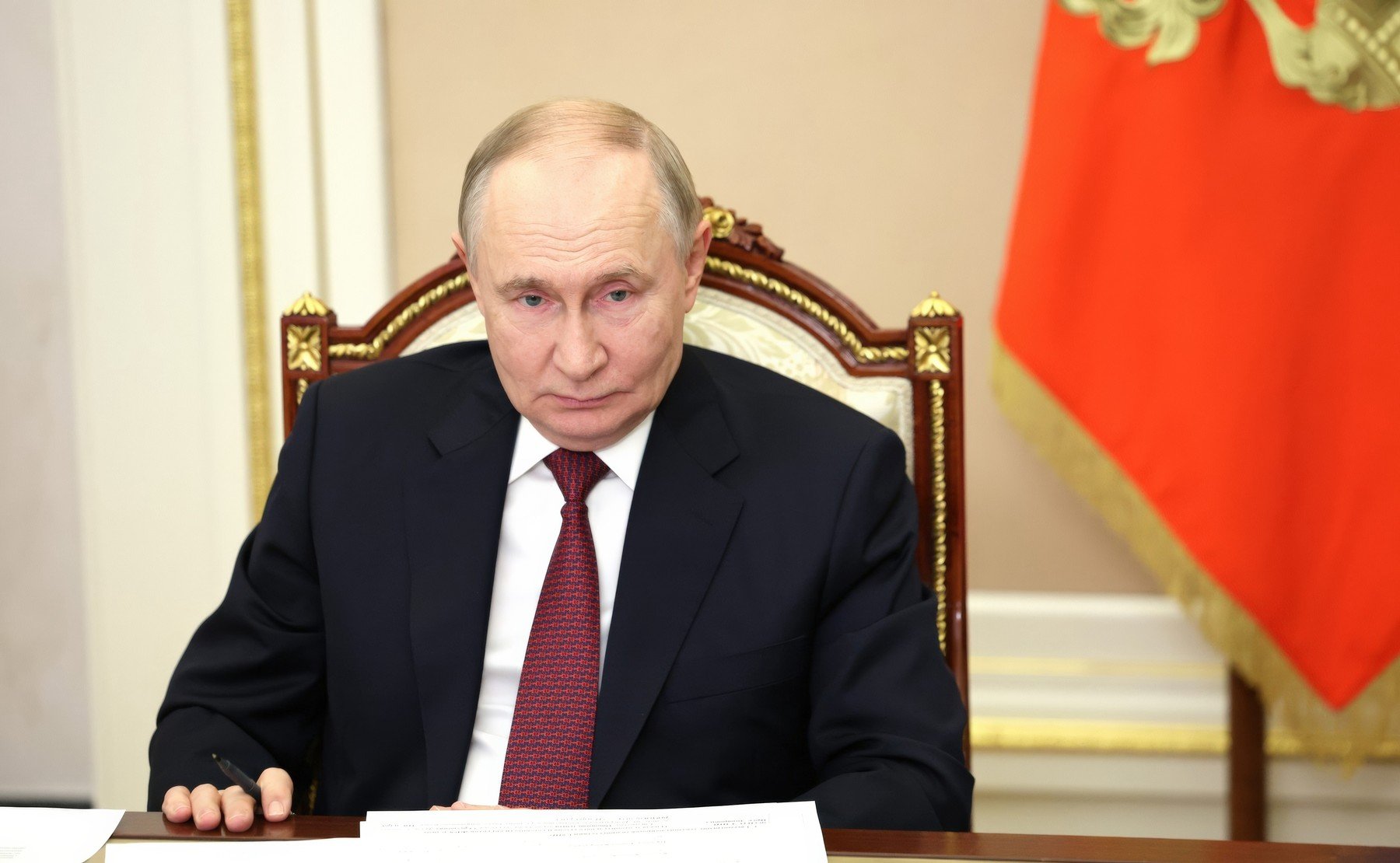 Putin avertizează că va invada și mai multe zone dacă Ucraina nu acceptă planul american, considerat o capitulare pentru Kiev