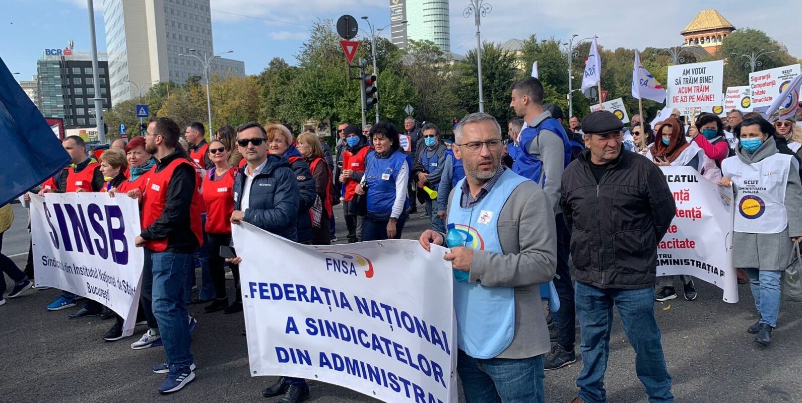 protest-FNSA-miting-federatia-nationala-a-sindicatelor-din-administratie-e1756821361402.jpg