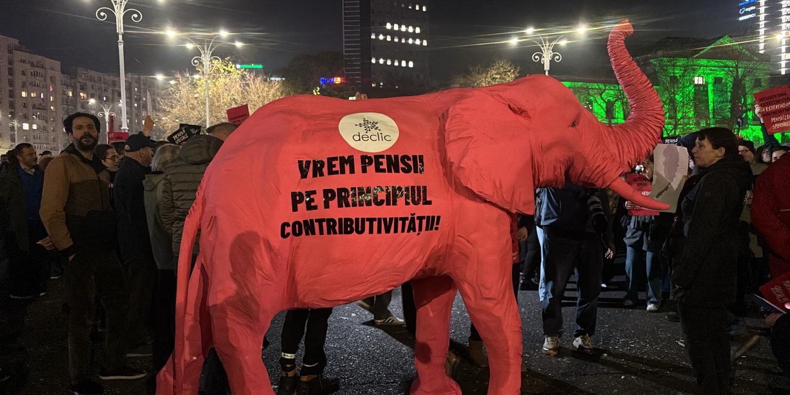 protest-Piata-Victoriei-pensii-speciale.jpeg