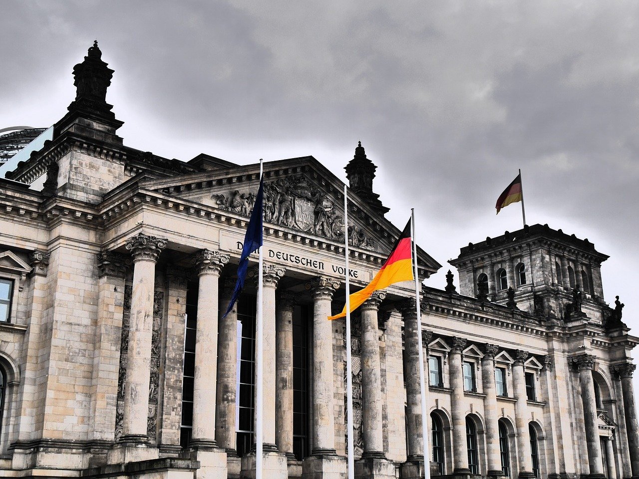 [ad_1] În Germania, peste 2.500 de târguri de Crăciun sunt programate să se desfășoare anul acesta, începând cu data de 10 noiembrie și continuând până aproape de sărbători, majoritatea fiind închise în zilele de 23 și 24 decembrie