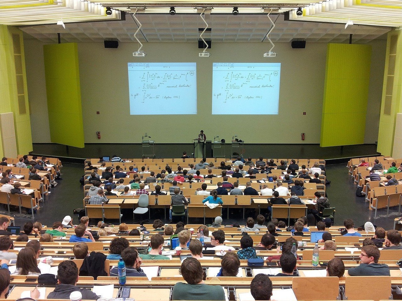 România coboară semnificativ în clasamentul mondial al universităților pe domenii pentru 2025, cu doar 15 apariții față de 22 în anul precedent, în cadrul evaluării Shanghai pentru 57 de specializări