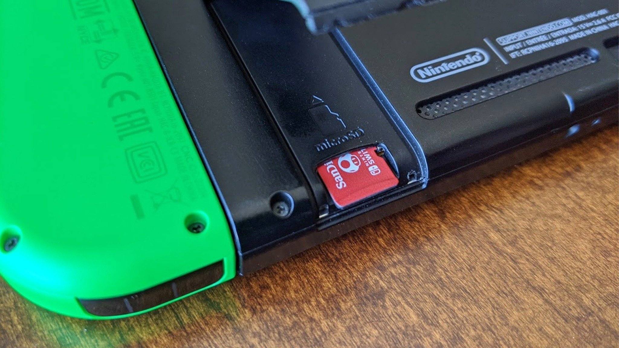 Transferă fără pierderi datele de pe microSD mai mare pe Switch 2