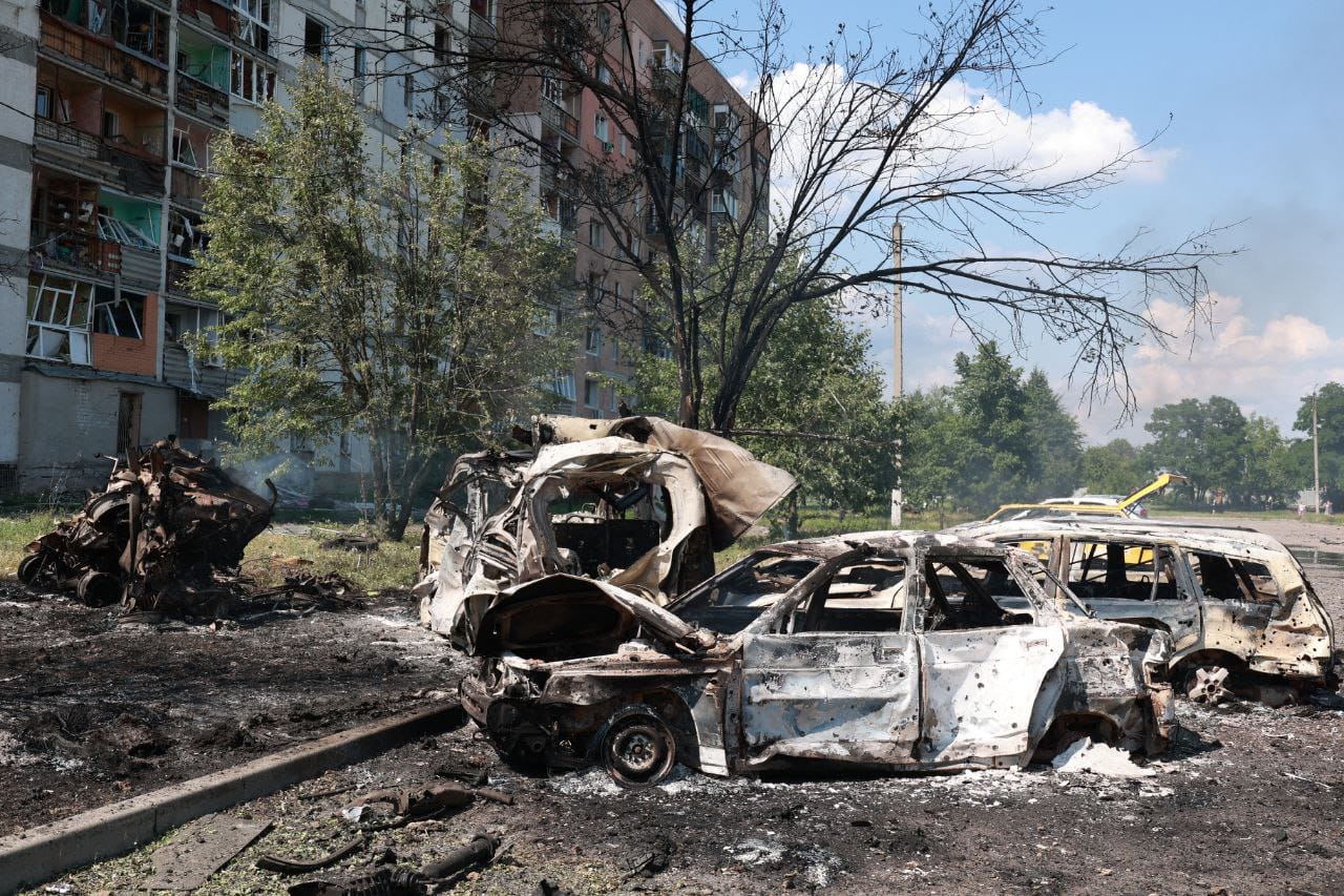 Atac cu drone la Harkov: cel puțin patru victime și 17 răniți, cu clădiri avariate, incendii și deteriorări ale infrastructurii