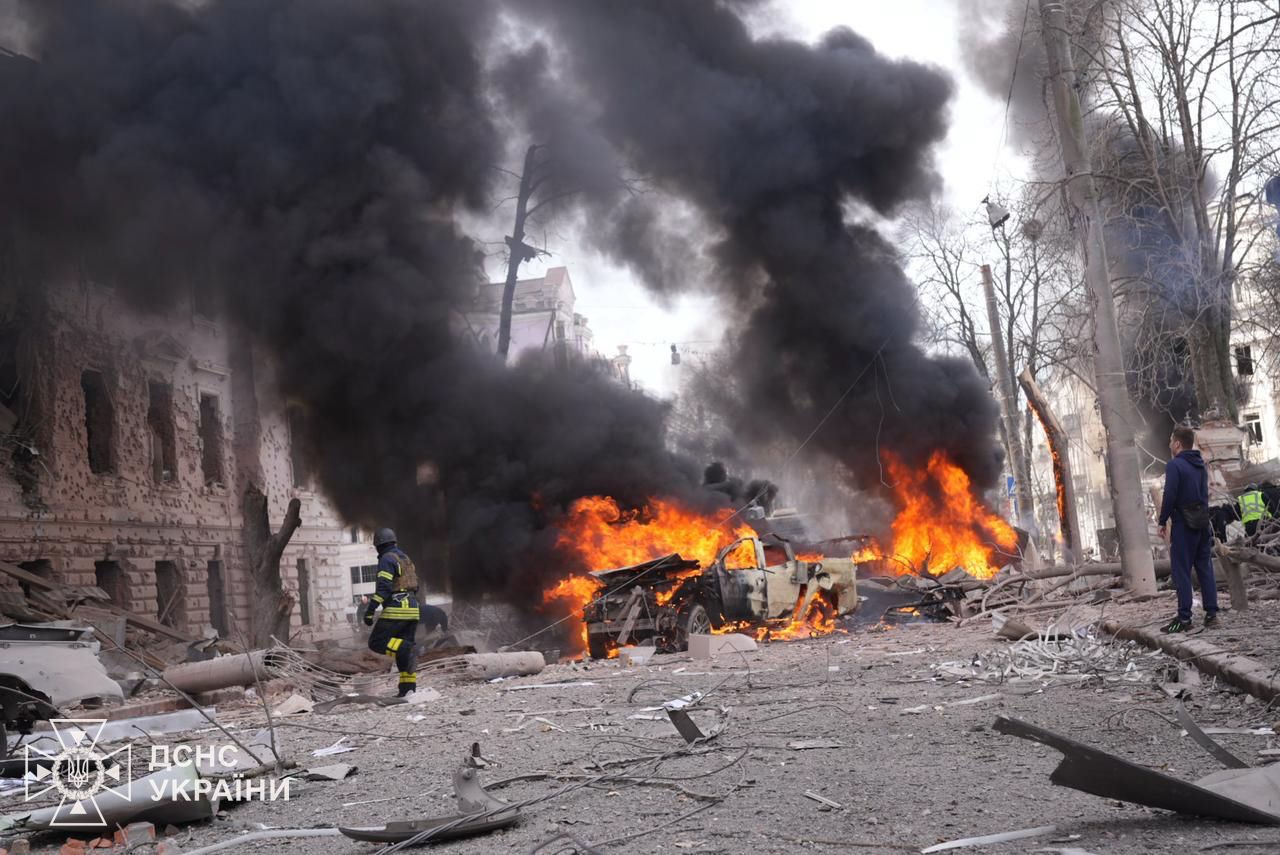 De ce evoluția tragică a conflictului din Ucraina devine tot mai gravă: Rusia intensifică atacurile în timp ce Occidentul analizează posibilitatea unui armistițiu
