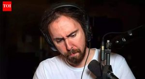 Asmongold critică vehement platforma de transmisie live pentru publicitatea legată de jocuri de noroc, acuzând streamerii de ipocrizie în ceea ce privește poziția lor față de această problemă.