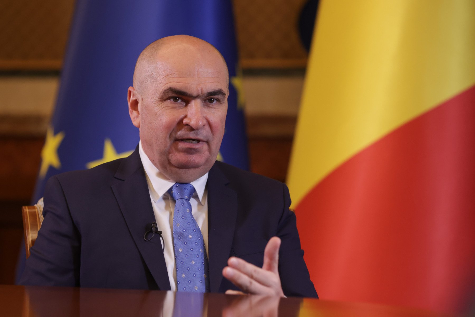 Premierul Ilie Bolojan, în vizită oficială la Berlin, a avut marți o întâlnire deosebit de importantă cu reprezentanții Camerei de Comerț și Industrie a Germaniei (DIHK), într-un moment în care relațiile economice dintre România și Germania se află într-o fază de consolidare și extindere