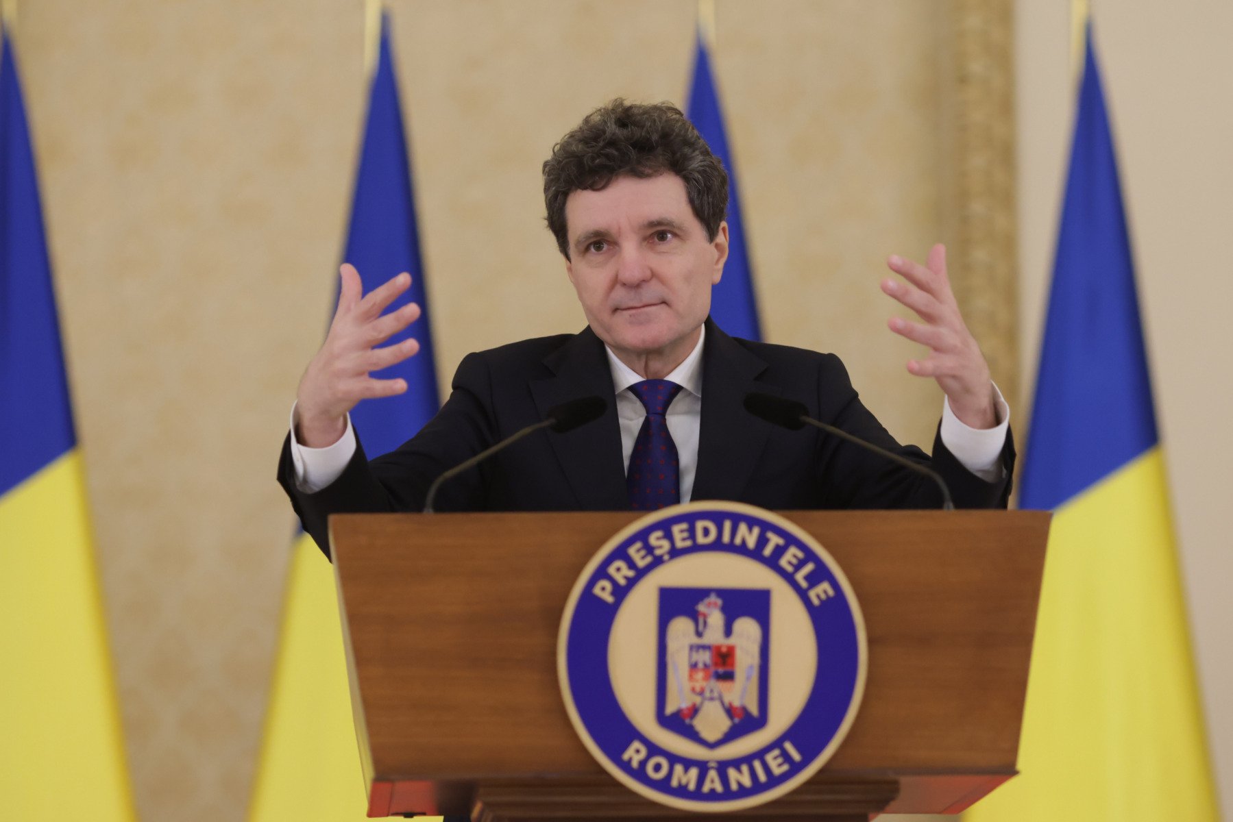 Președintele României, Nicușor Dan, a anunțat recent demararea unui proces de analiză a conținutului și implicațiilor unui inițiativă promovată de fostul președinte american Donald Trump, menită să stabilească compatibilitatea acesteia cu obligațiile internaționale și naționale ale României