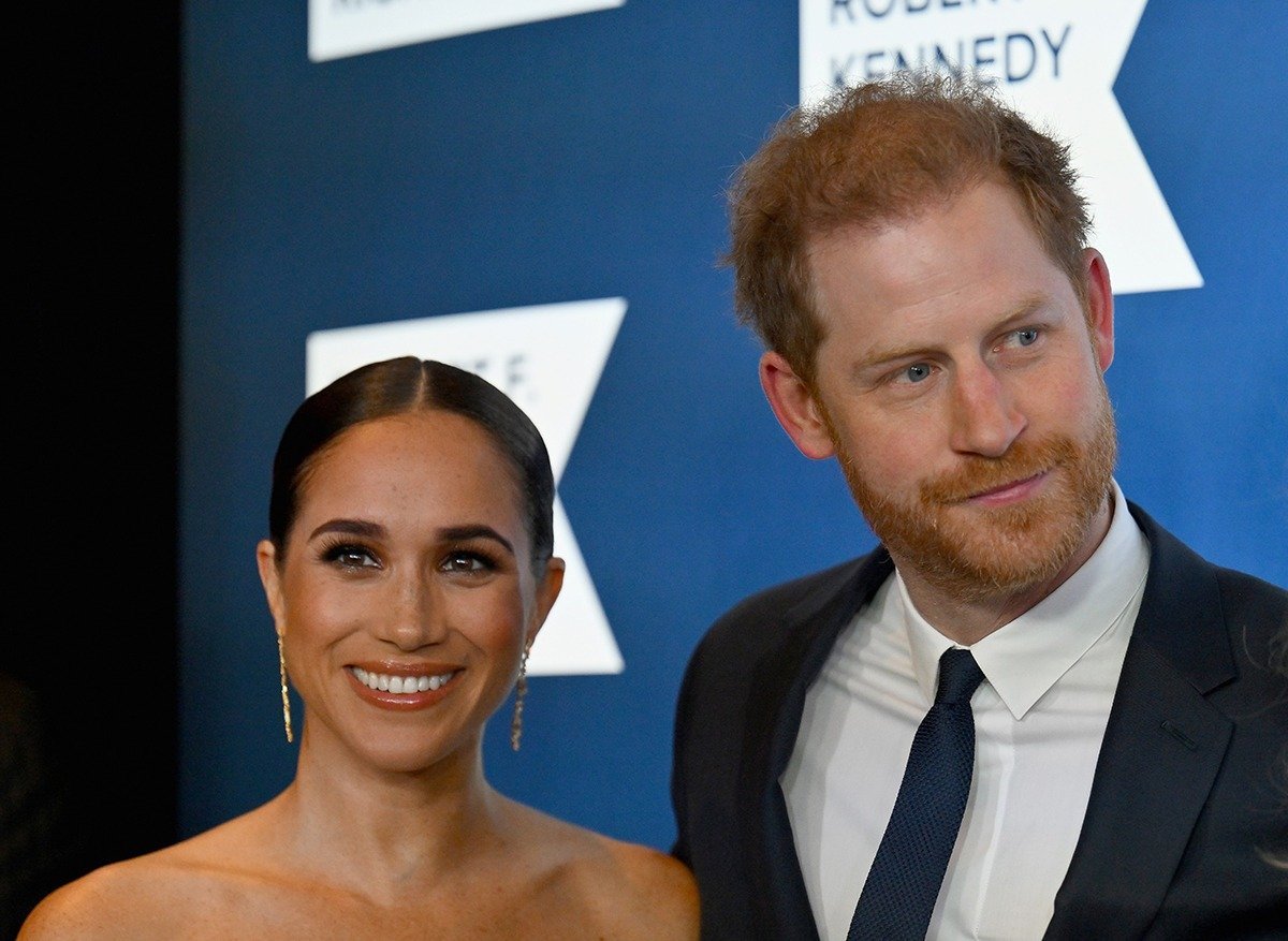 Purtătorul lui harry respinge acuzațiile: Cartea despre meghan e „aberantă”