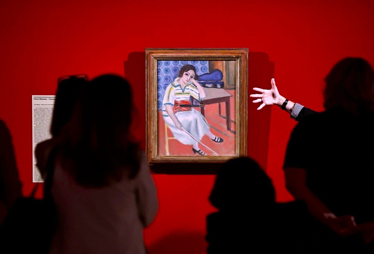 Art Safari se transferă în Piața Amzei începând cu anul 2026. Iată ce expoziții surprinzătoare va include noul sezon.
