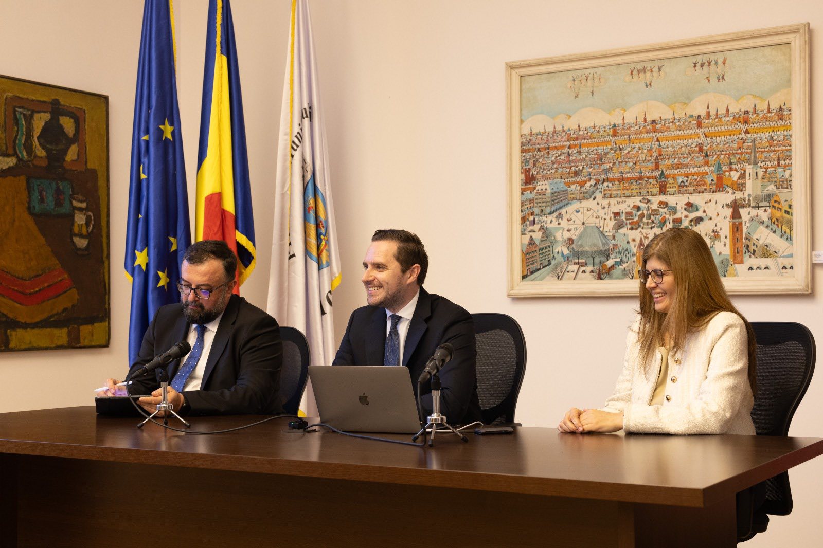 [ad_1] Bucureștiul atacă modernizarea transportului public cu o finanțare europeană record Astăzi, Primarul Bucureștiului, Stelian Bujduveanu, a anunțat un moment semnificativ pentru viitorul capitalei, marcând finalizarea mandatului său printr-o investiție majoră în transportul public