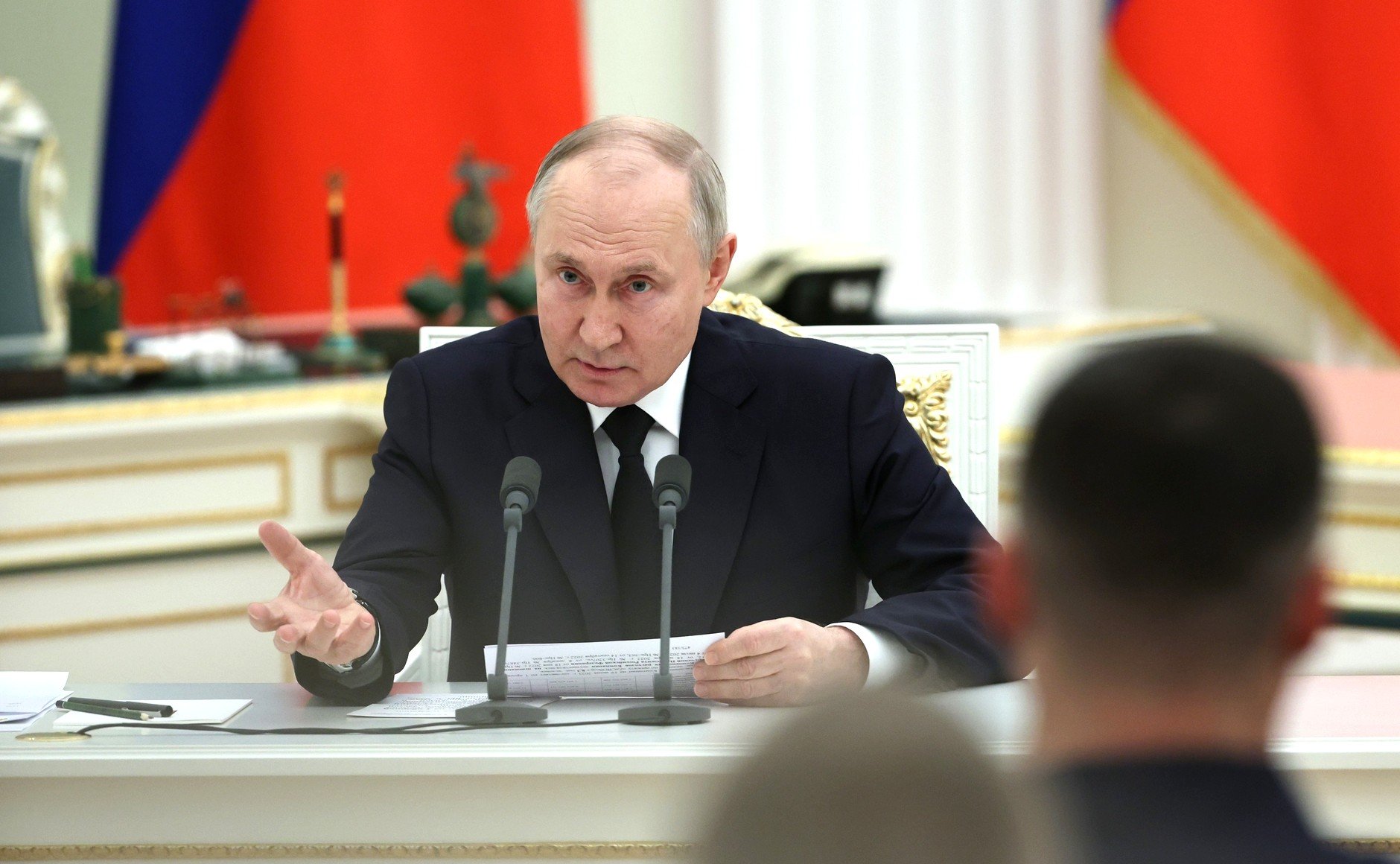 Vladimir Putin organizează conferința de presă anuală, acuzând Kievul de declanșarea războiului în 2022, în timp ce Rusia a început ofensiva în Ucraina, într-un eveniment televizionat cu sute de jurnaliști prezenți