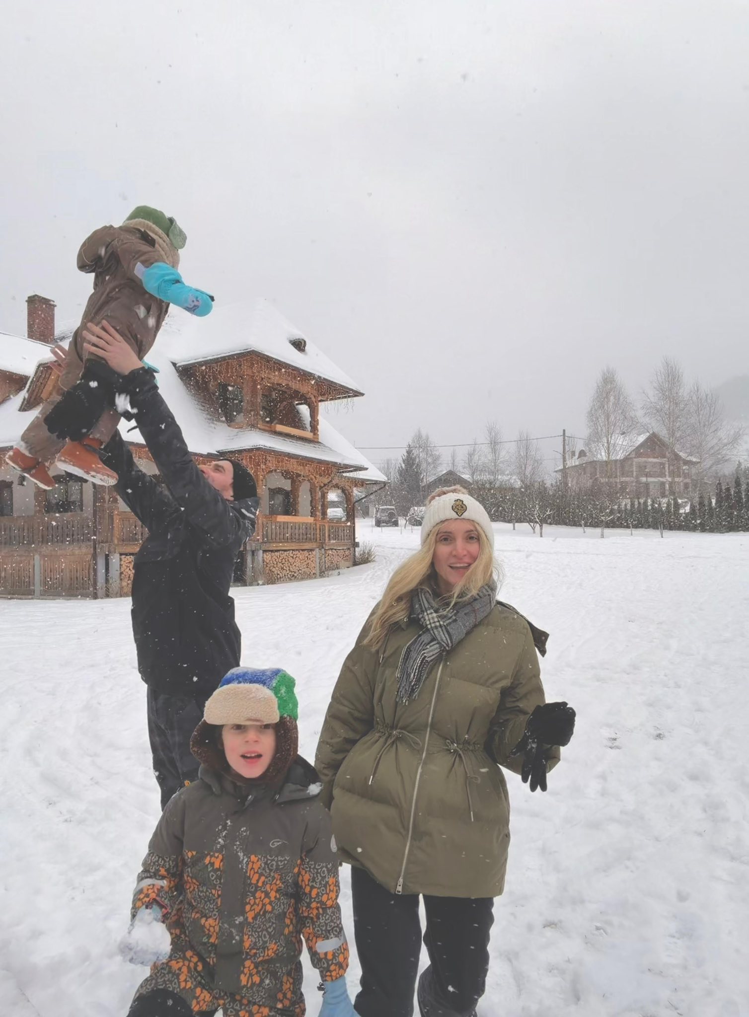 Ionel le urează tuturor sănătate și timp pentru cei dragi în 2026