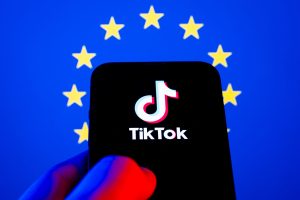 Irlanda investighează TikTok și LinkedIn pentru modul în care raportează conținutul ilegal