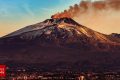 Vulcanul Etna prezintă noi semne de activitate. Autoritățile italiene cresc temporar nivelul de alertă