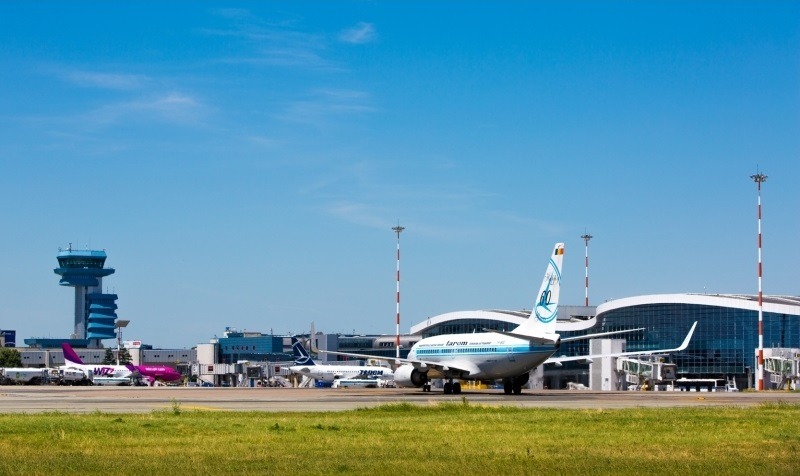 Aeroportul-Otopeni-Foto-CNAB-1.jpg