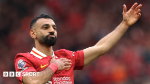 Atacantul lui Liverpool, Mohamed Salah, a fost “aruncat sub autobuz”