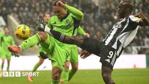 Carabao Cup în direct: Manchester City vs Brentford și Newcastle vs Fulham – scoruri și actualizări din sferturi de finală