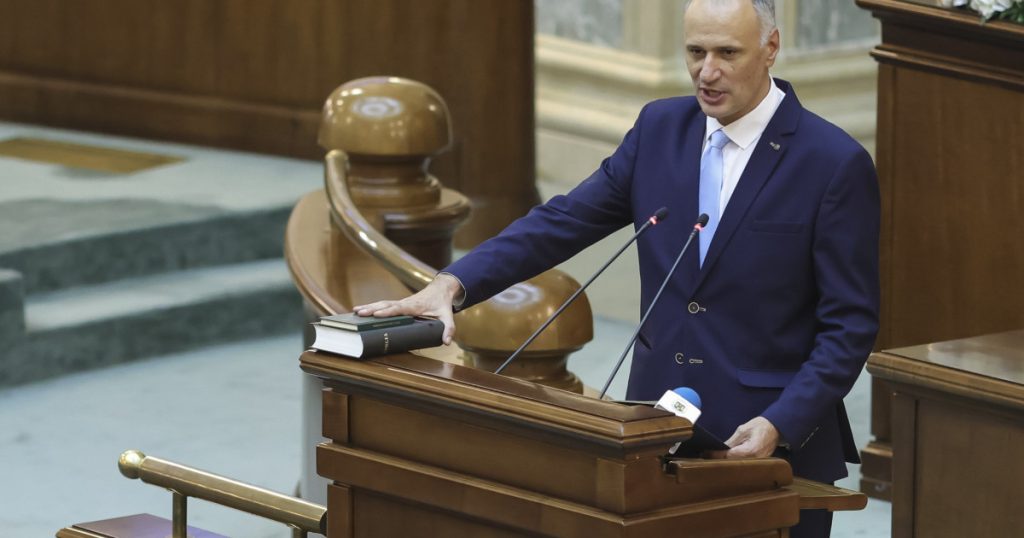 Cine va fi noul ministru al Apărării?