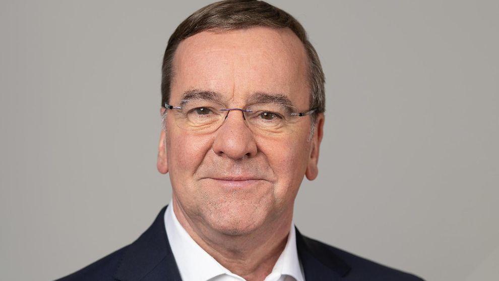 Clarificarea Guvernului: Sănătatea a anulat vizita lui Boris Pistorius în