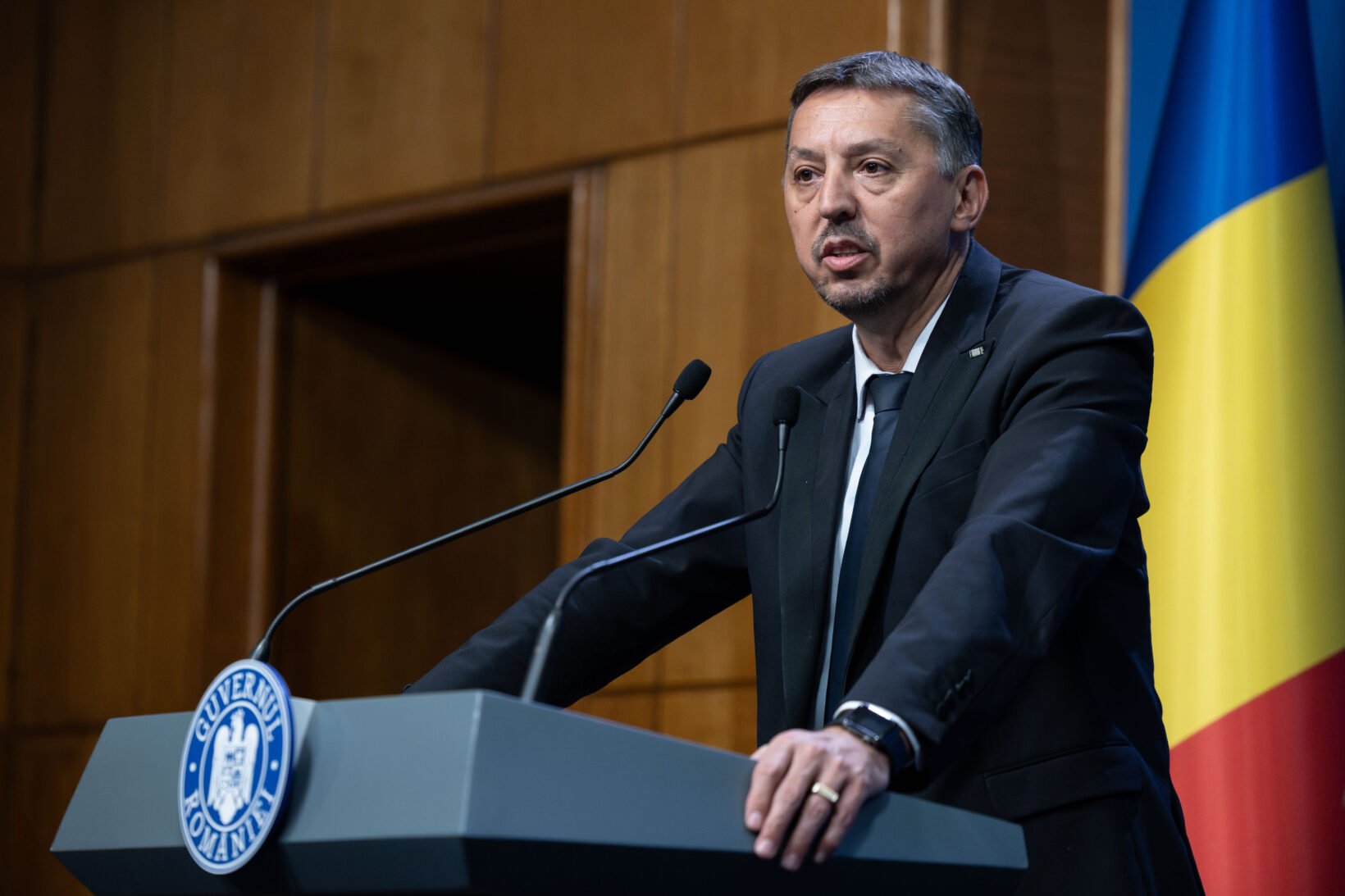 [ad_1] Daniel David și-a depus oficial demisia din postul de ministru al Educației și Cercetării, conform informațiilor publicate pe un site de știri