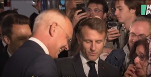 Franța se poate confrunta cu un an fără buget, după ce Edouard Philippe, fost aliat al președintelui Macron, și-a retras susținerea