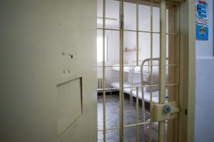 Infractor condamnat pentru tâlhărie calificată dat în urmărire după evadarea de la Penitenciarul Poarta Albă
