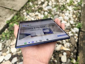 Top telefoane 2025: ce merită achiziționat în prezent