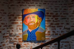 „Chuck Nordis”: Vernisajul artistului IRLO – Neam furat: o serie de irloni