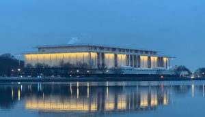 Trump își trece numele pe Centrul Kennedy, prestigios loc cultural american din Washington DC