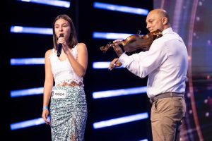 Könnyek, hegedű és ének: apa-lánya duó a Csillag Születik döntőjében