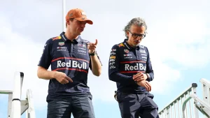 Laurent Mekies laudă pe Max Verstappen pentru revenirea istorică din 2025