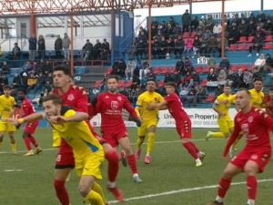 Meciul dintre ASA Târgu Mureș și CSM Reșița s-a încheiat cu scorul de 0-2 în favoarea echipei oaspete, care a urcat pe locul ce permite calificarea în play-off.
