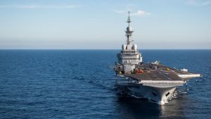 Emmanuel Macron anunță autorizarea edificării unui nou portavion, destinat să înlocuiască vechiul “Charles de Gaulle” până în anul 2038